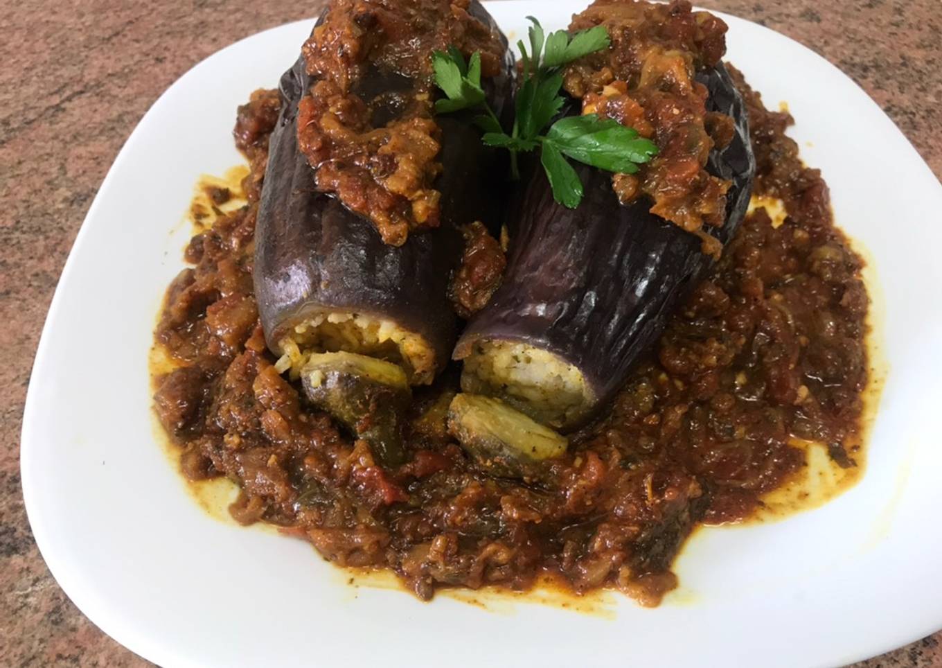 Exclusiva! berenjena rellena con arroz con salsa mantequilla