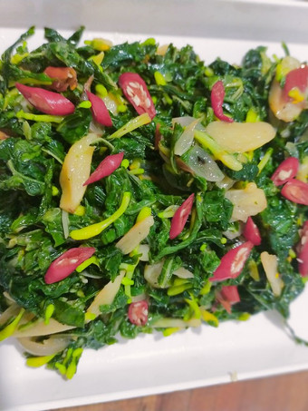 Resep Tumis daun singkong whit bunga pepaya anti pait" club Anti Gagal