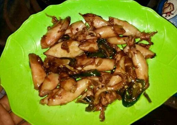 Bahan meracik Cumi kering cabe ijo, Enak