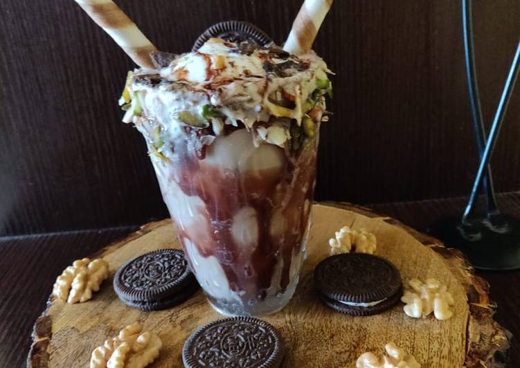 Oreo Milkshake π