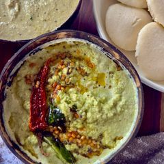 A picture of Coconut Chutney:.