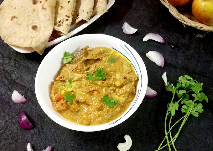 Shahi apple butter masala curry