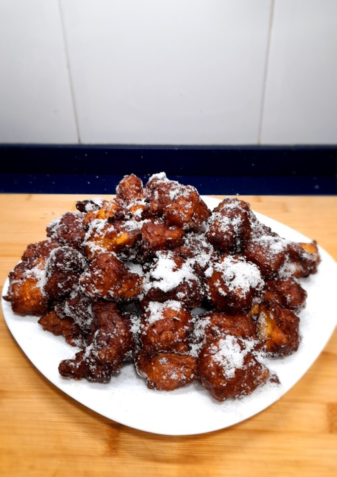 Una foto de Buñuelos de naranja 🍊