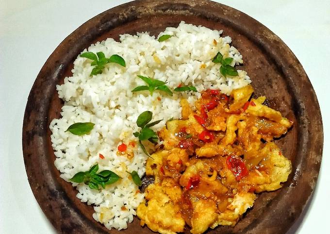 Bagaimana Membuat Ayam Geprek Sambal Gledek, Enak