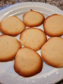 A picture of Easy Langue de chat cookie.