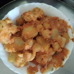 A picture of Aaloo kabli(Potatoes and cheakpeas mix).