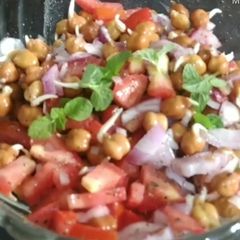 A picture of Sprouted chana salad.