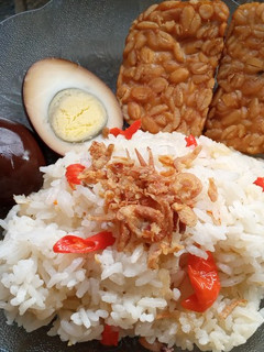 Foto resep Nasi Liwet di Magic Com