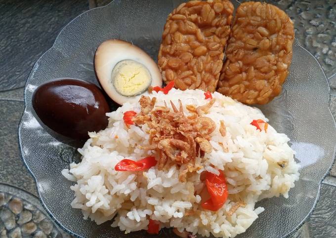 Resep Nasi Liwet Di Magic Com Oleh M U R N I Cookpad