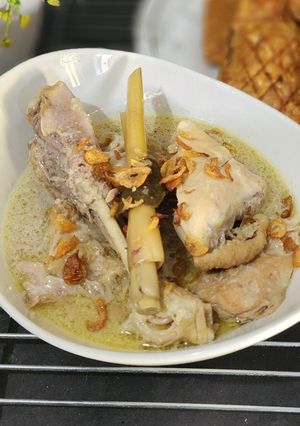 Foto resep 368. OPOR AYAM PUTIH