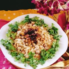 A picture of Koshari.