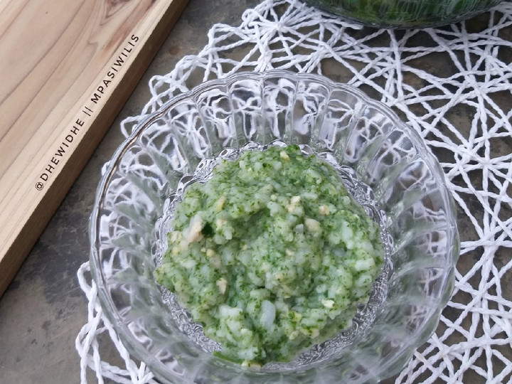 Langkah Mudah untuk Membuat Mpasi 7+ bubur tim sayur bening bayam Anti Gagal