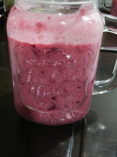 Una foto de Batido 🥤 de Mora con ciruela