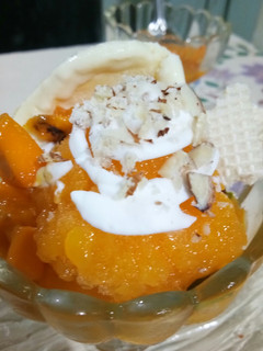 મેંગો આઈસક્રીમ ગોલા (Mango Icecream Gola Recipe In Gujarati) રેસીપી મુખ્ય ફોટો