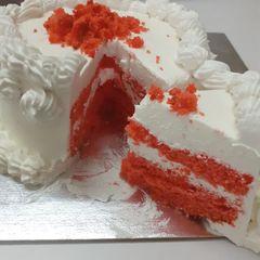 A picture of Red velvet cake.