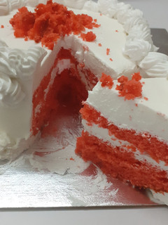 A picture of Red velvet cake.