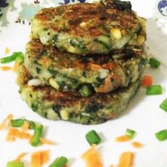 A picture of Quinoa Harabhara kabab.
