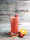 Jus stroberi jeruk