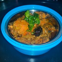 A picture of Kathal do pyaza..