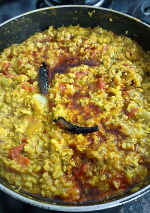 મસાલા વેજીટેબલ ખીચડી (Masala Vegetable Khichdi Recipe In Gujarati) રેસીપી મુખ્ય ફોટો