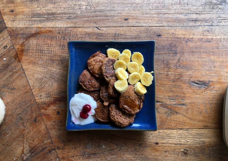 Cinnamon pancakes on coconut whey