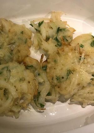 Una foto de TORTITAS DE CEBOLLA🧅
