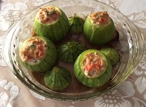 Una foto de Calabacitas rellenas de atún