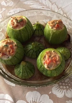 Una foto de Calabacitas rellenas de atún