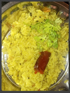பருப்பு சாதம் (Paruppu satham recipe in tamil) செய்முறை முக்கிய புகைப்படம்