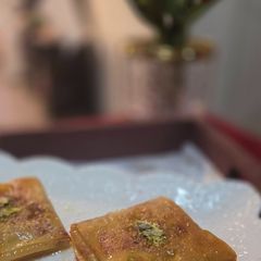A picture of Khoya stuffed box patties.