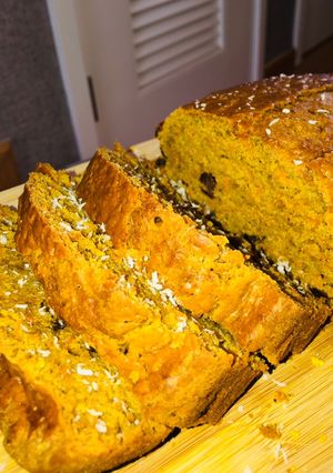 A picture of Carrot Cake loaf.