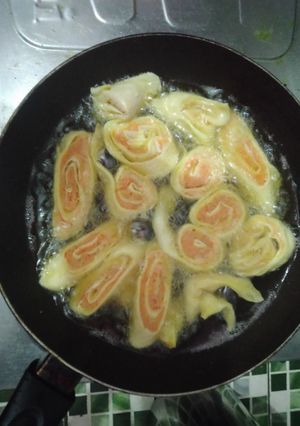 Foto resep Chicken wortel egg rolls
