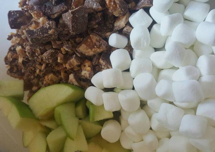 Candy Apple Salad Candy Apple Salad