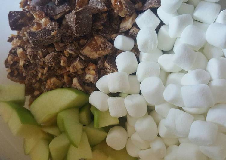 Recipe: Yummy Candy Apple Salad