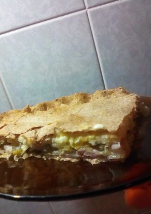 Una foto de Tarta integral c/arvejas y huevo 🍳