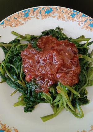 Foto resep Brambang asem kangkung👌