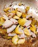 Lòng non xào cải chua