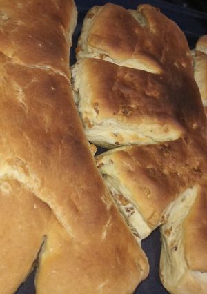 Una foto de Pan casero c/chicharrón ♡