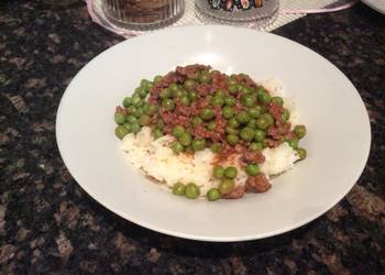 How to Prepare Delicious Bazella Mince with peas and rice