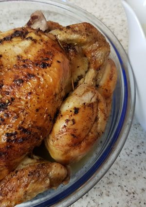 A picture of My Tasty Roast Chicken and lemony Sauce 💙.
