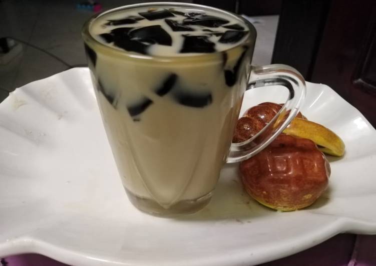 Resep Grass Jelly Milk Tea | Cara Masak Grass Jelly Milk Tea Yang Sedap