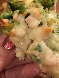 A picture of Greek inspired Pita Pizza.