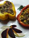 Pimientos o morrones rellenos con berenjenas, quinoa y tomate