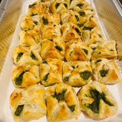 A picture of Spinach Cream Puffs.