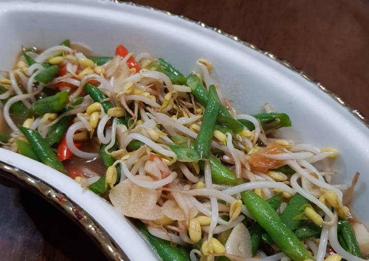 Tumis tauge kacang panjang