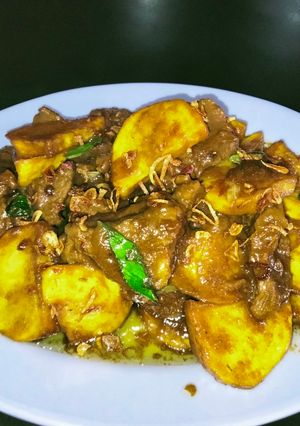 Foto resep Semur daging kentang