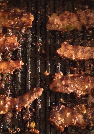 A picture of Korean Bulgogi.