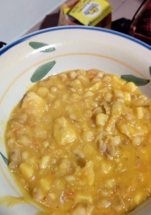 A picture of Honey Beans porridge.