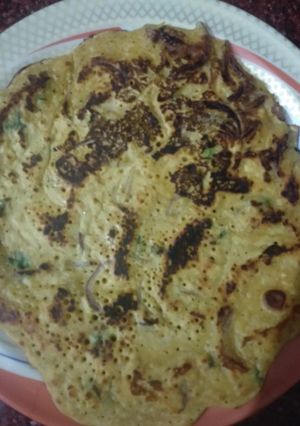A picture of Besan chilla.