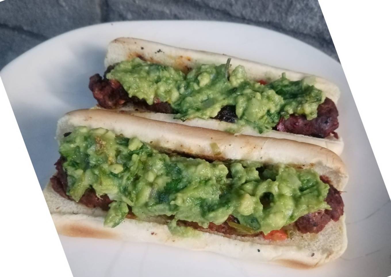 Hot dog de chorizo argentino